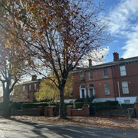 Charming On Leeson Park In Ranelagh *